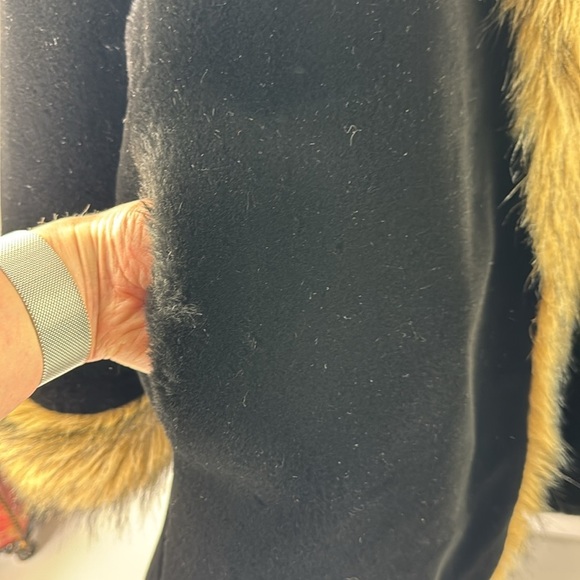 Vintage Dennis Basso Faux Fur Coat - Retro Heavy Winter Coats - Picture 5 of 15